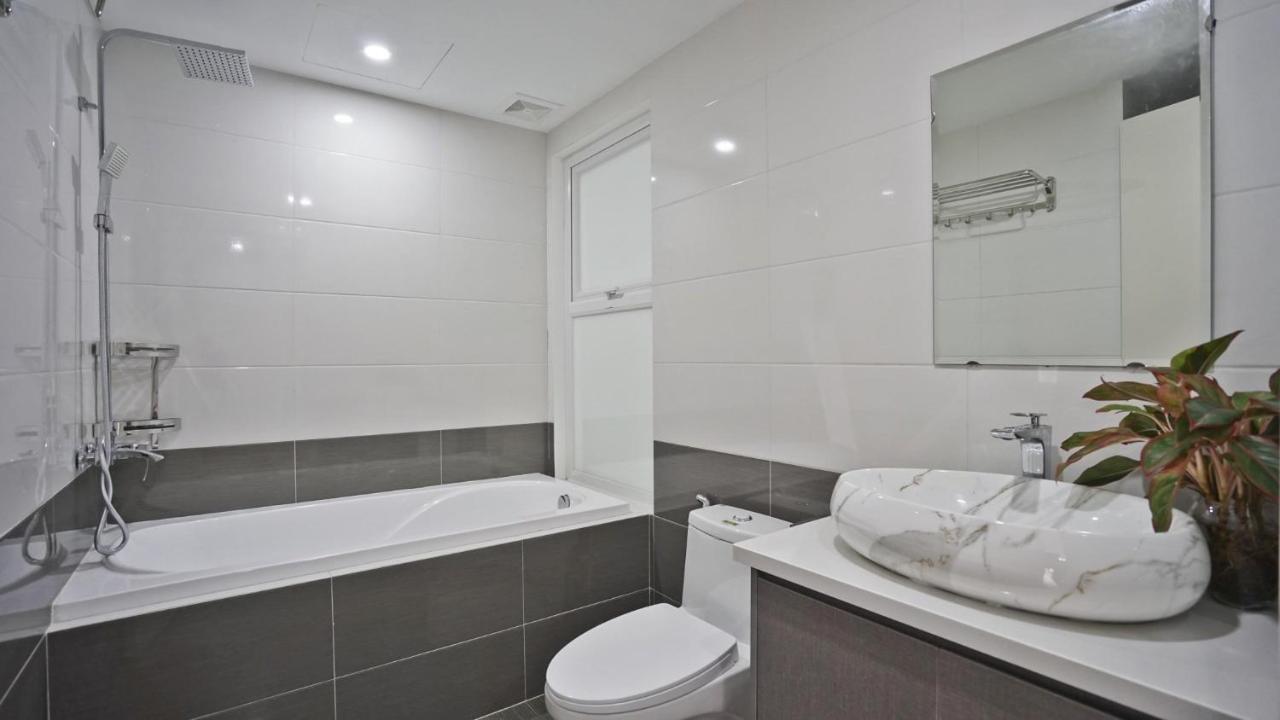 Luxe Paradise Residence 32 To Ngoc Van ฮานอย ภายนอก รูปภาพ